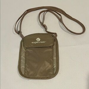 Eagle Creek Undercover Neck Wallet